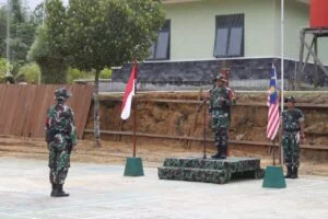 Dansatgas Pamtas RI-Malaysia Yonif 621/Manuntung, Pimpin Upacara Pembukaan Patroli Terkoordinasi TNI-TDM